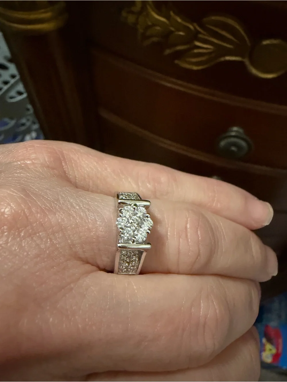 10k Genuine White Gold Cluster Genuine Diamond Ring - Size 7